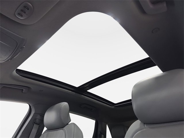 Certified 2022 Lincoln Nautilus Reserve w/ Equipment Group 201A image 27