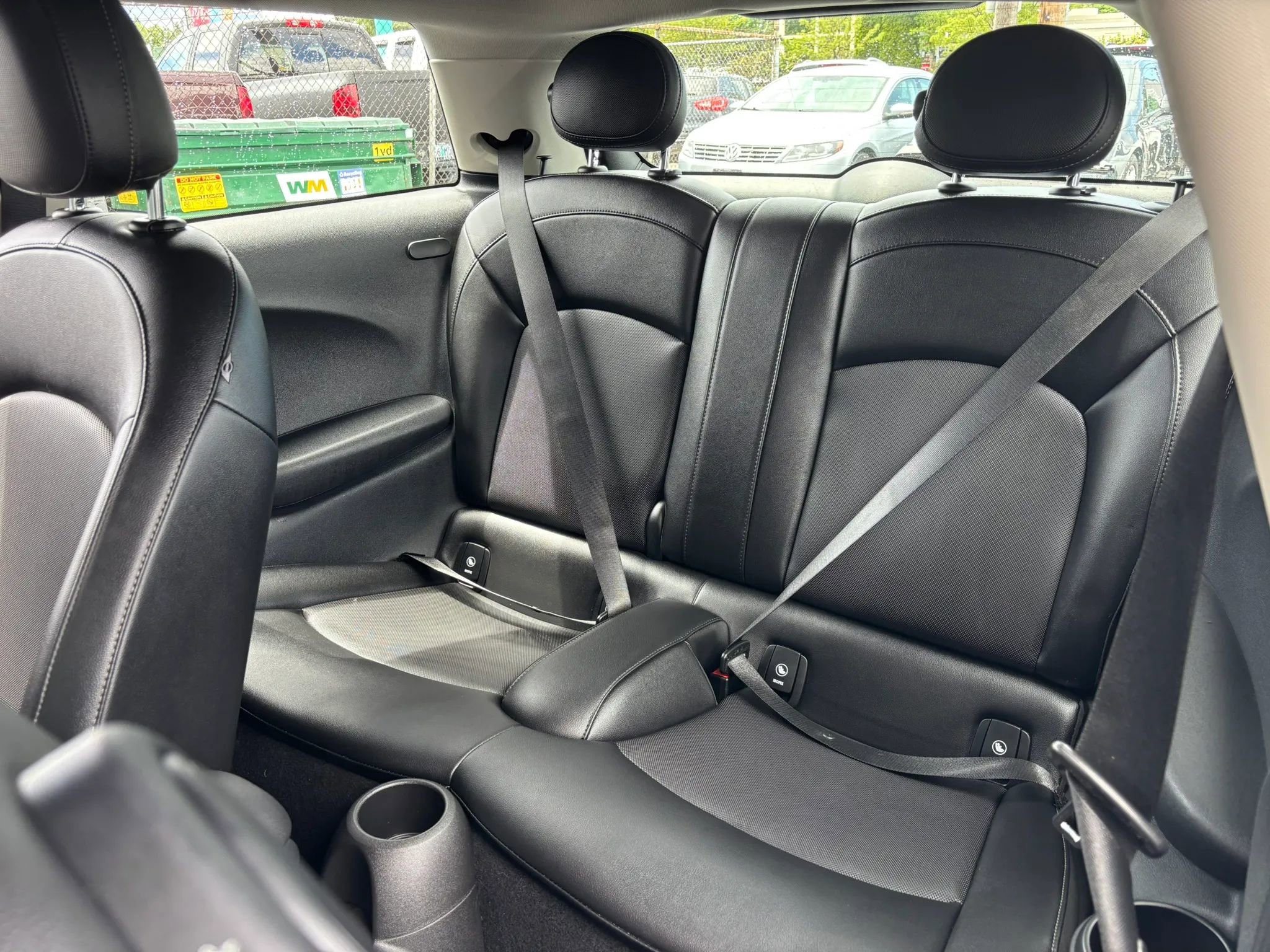 Used 2015 MINI Cooper 2-Door Hardtop FWD image 16