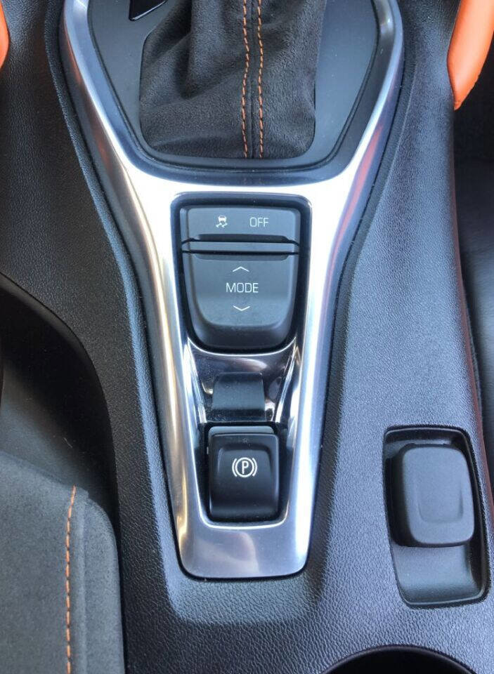 Used 2018 Chevrolet Camaro SS w/ Hot Wheels Edition image 35