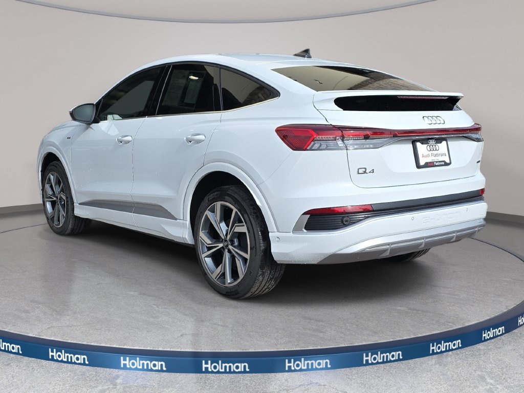 Used 2023 Audi Q4 e-tron Prestige AWD/4WD image 8