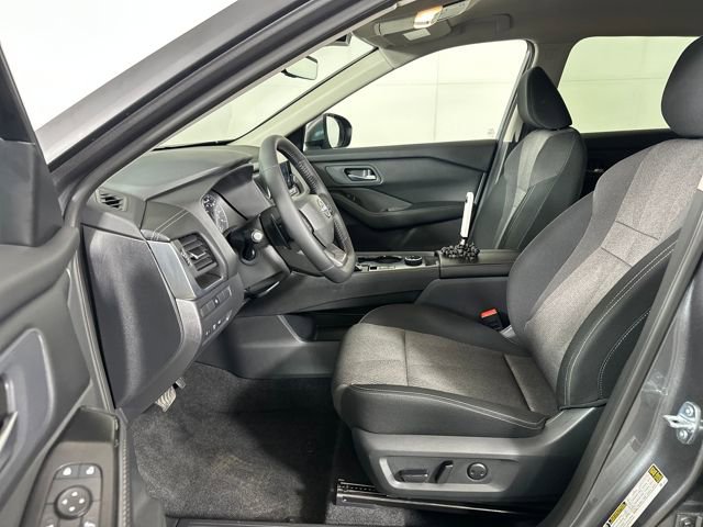 Certified 2026 Nissan Rogue SV image 11