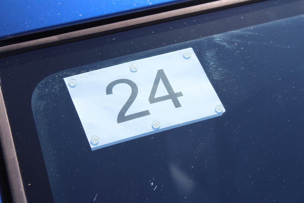 Used 2000 Toyota Celica GT image 11