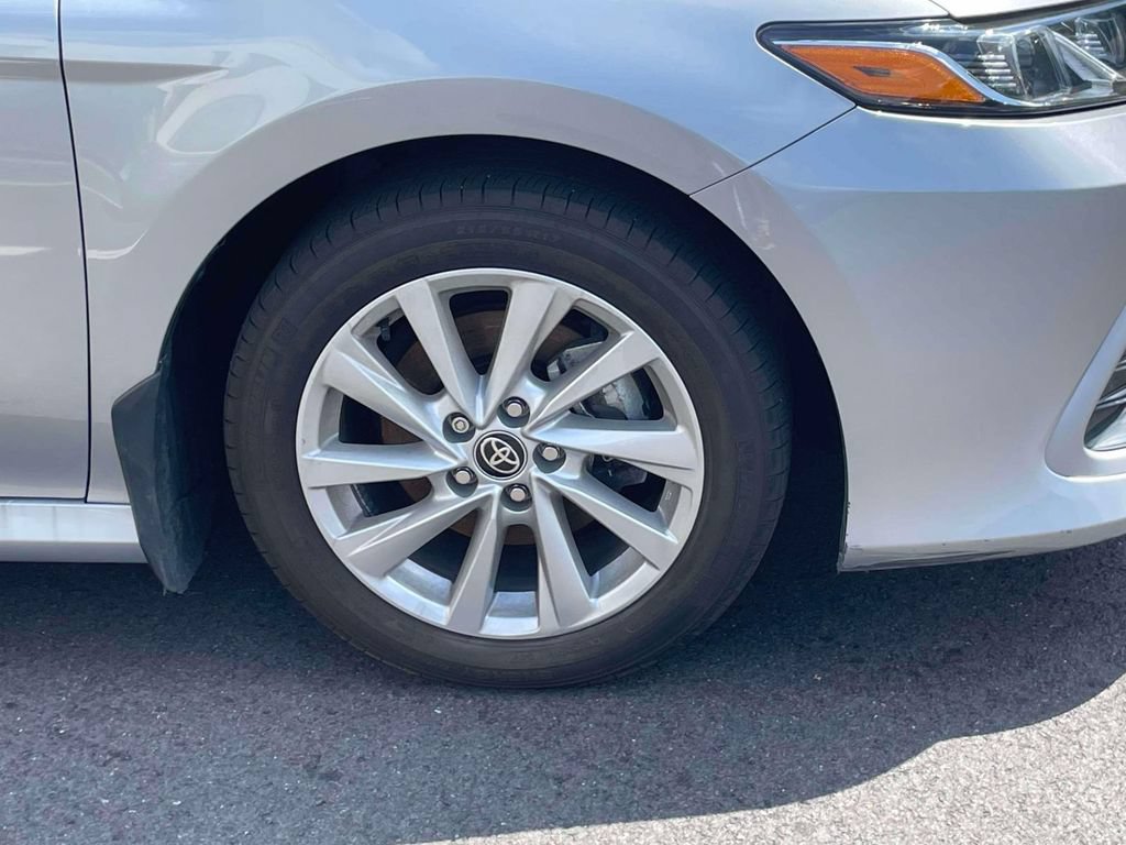 Used 2023 Toyota Camry LE AWD/4WD image 8