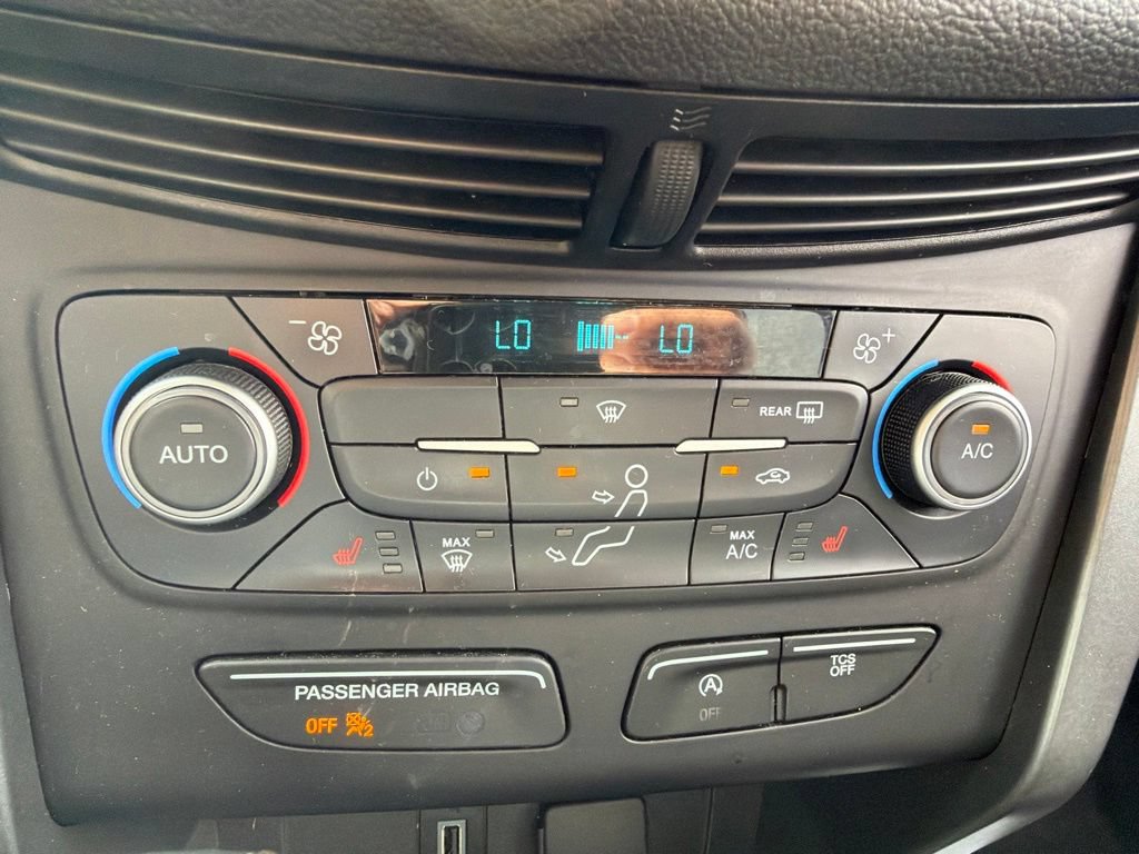 Used 2018 Ford Escape SEL FWD image 19