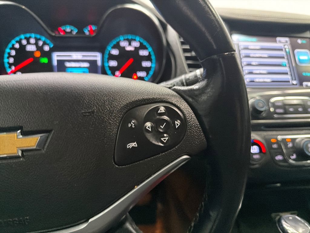 Used 2018 Chevrolet Impala Premier FWD image 24