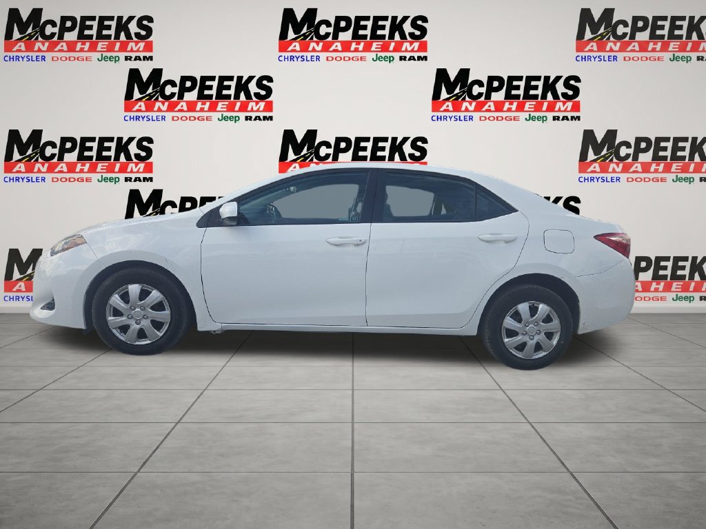 Used 2017 Toyota Corolla L w/ Carpet Mat Package (TMS) FWD image 2