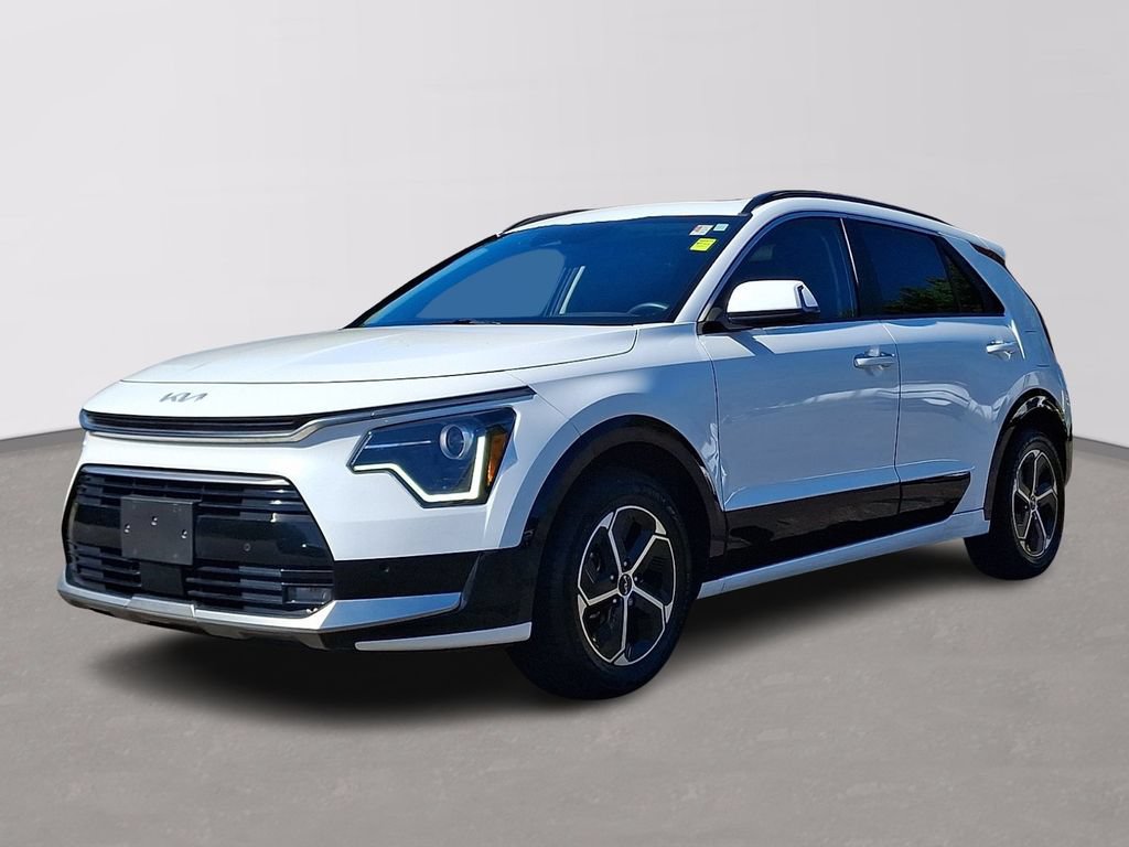 Used 2024 Kia Niro FWD image 3
