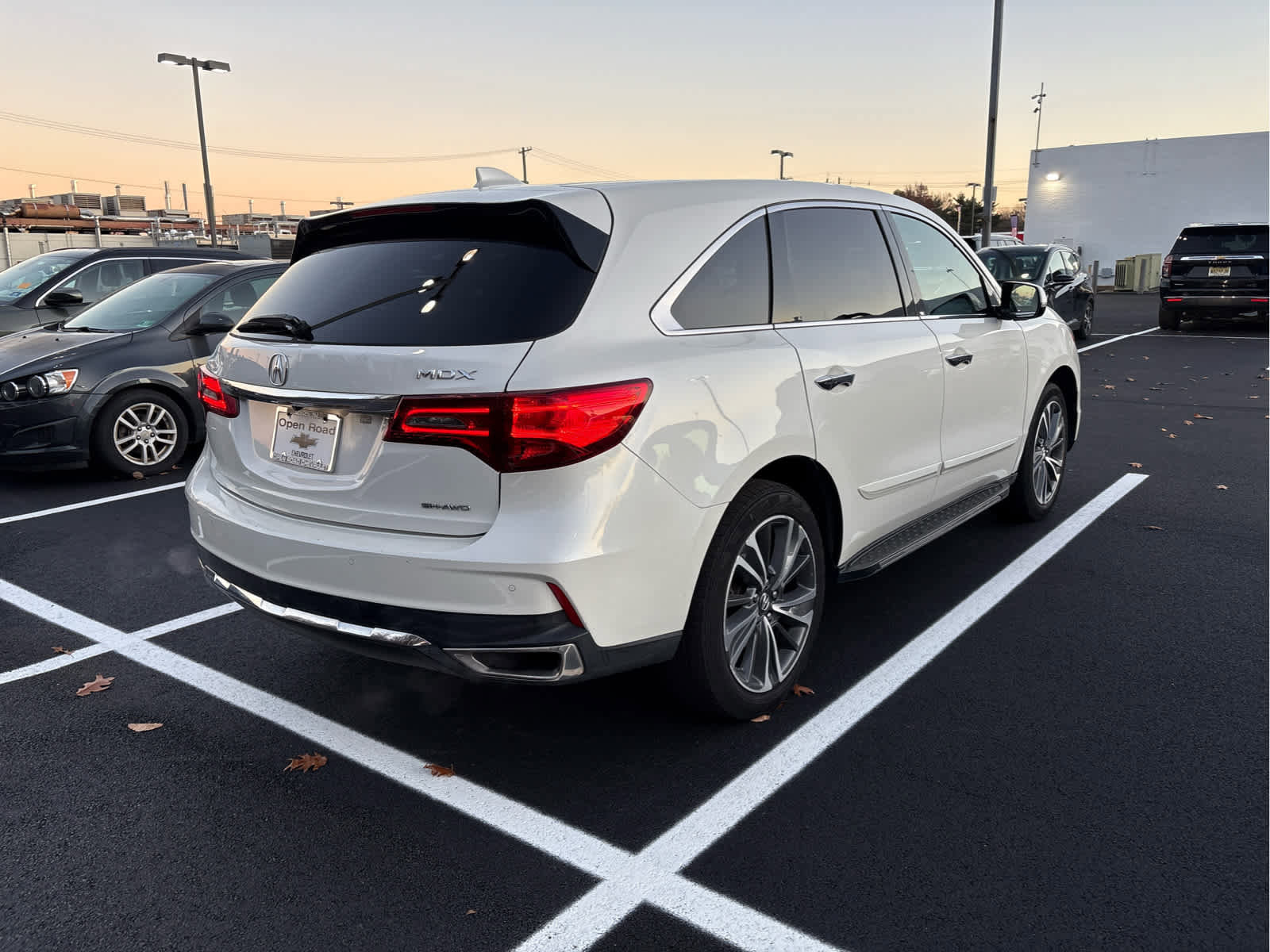 Used 2019 Acura MDX w/Technology Pkg image 8