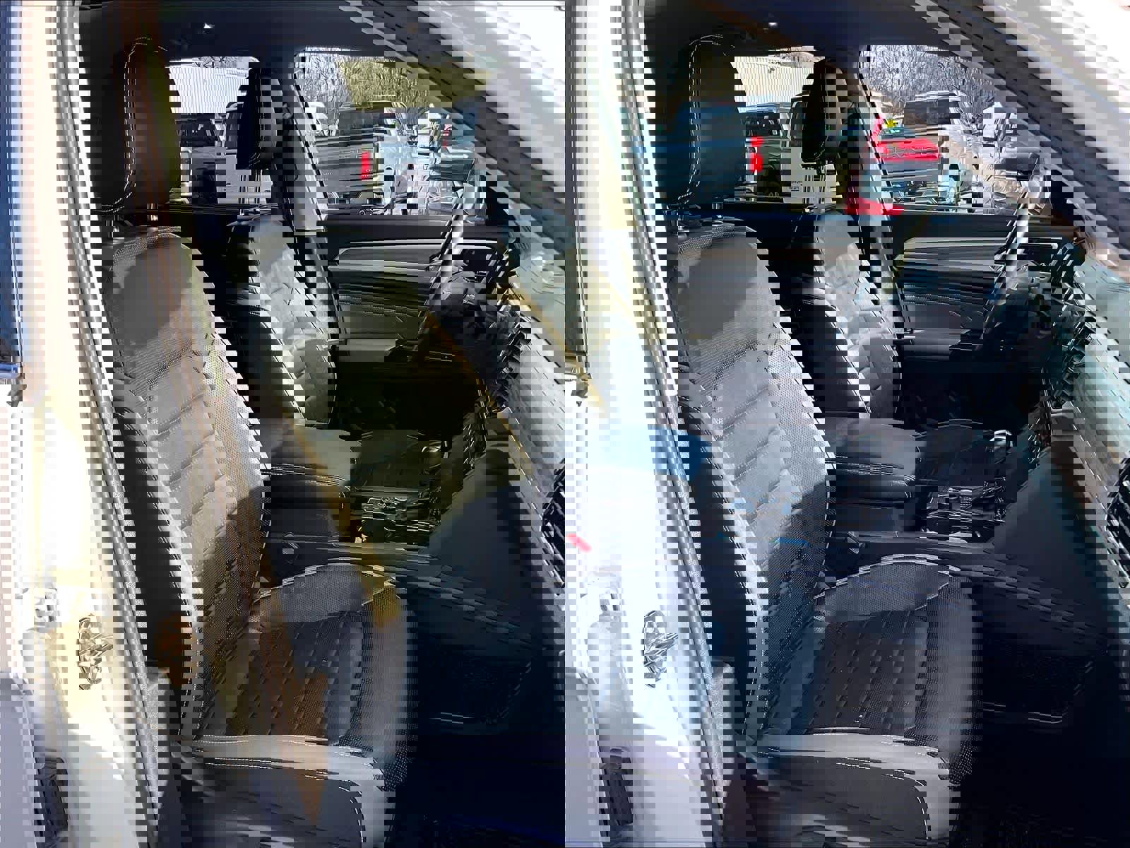 Used 2021 Volkswagen Atlas SEL Premium image 11