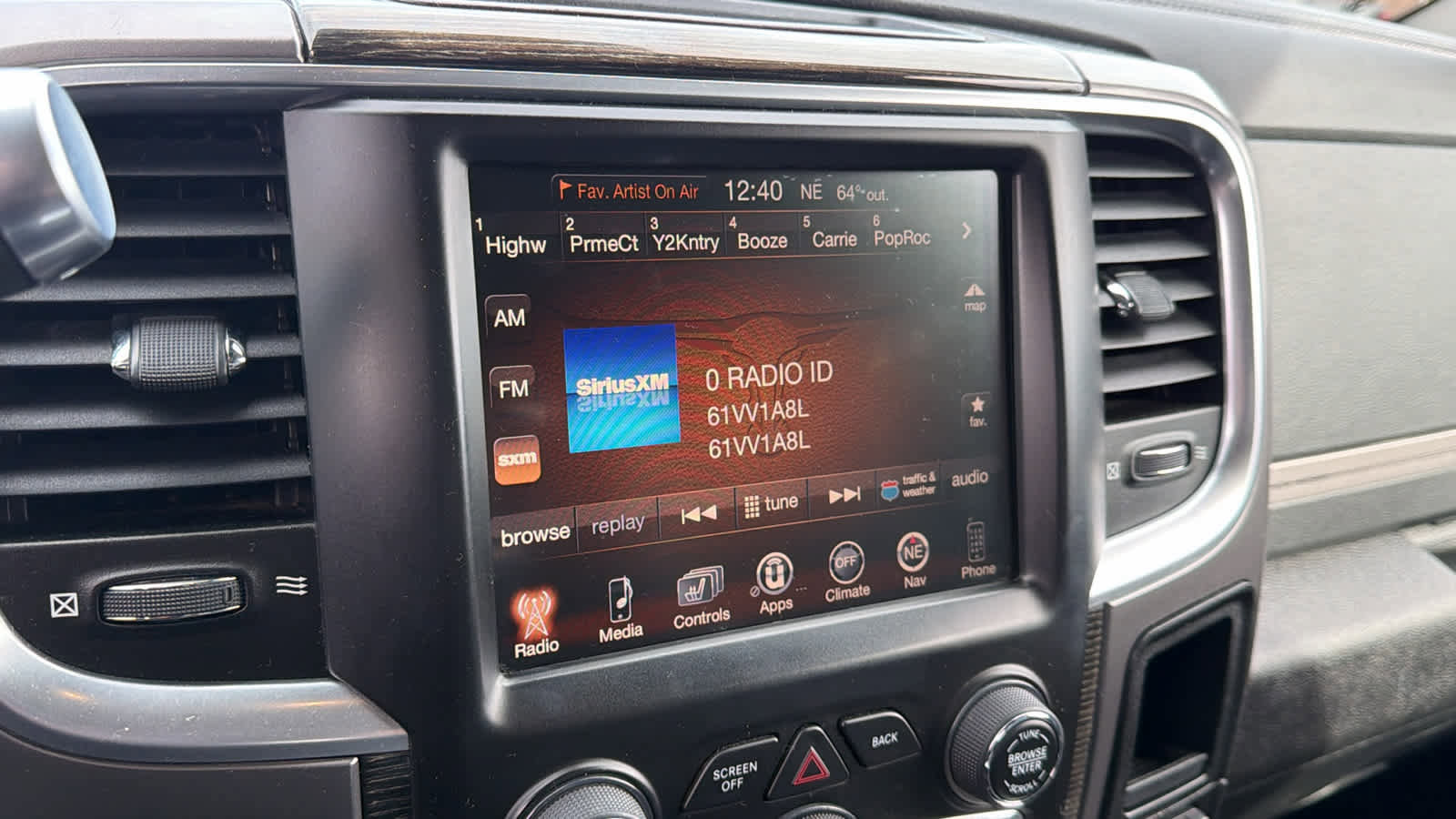 Used 2015 RAM 2500 Limited image 15