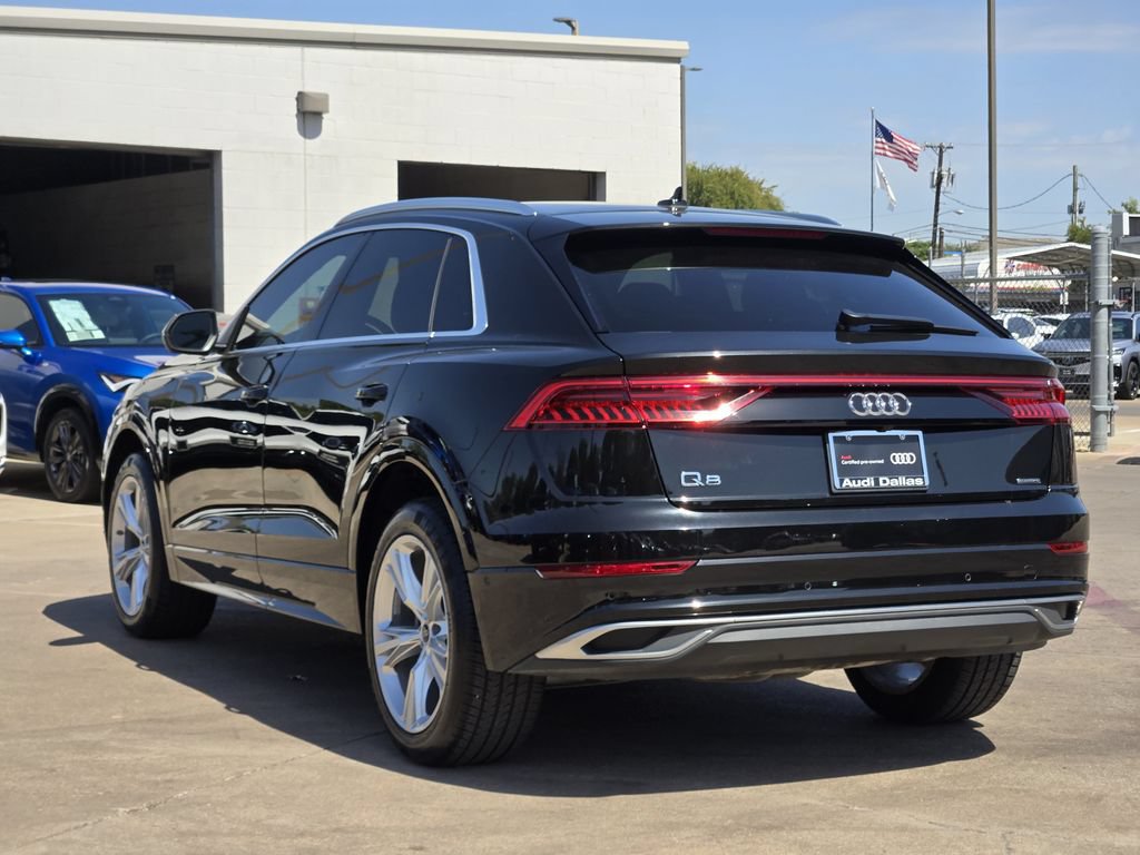 Certified 2023 Audi Q8 Premium Plus w/ Premium Plus Package AWD/4WD image 11
