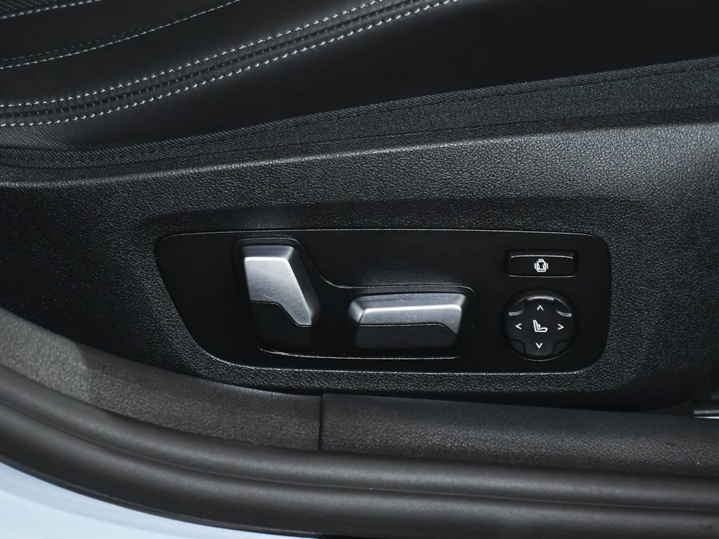 Used 2023 BMW M8 Gran Coupe xDrive Competition w/ M Carbon Exterior Package image 71