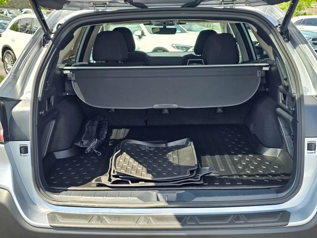 Used 2025 Subaru Outback Premium w/ Popular Package #1A AWD/4WD image 11