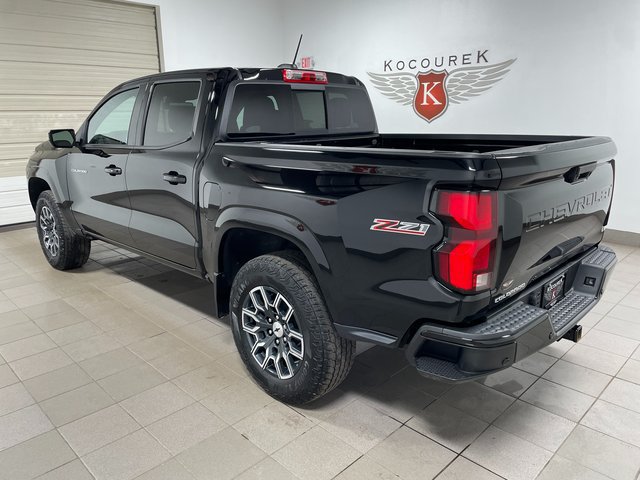 Used 2024 Chevrolet Colorado Z71 w/ Z71 Convenience Package 2 AWD/4WD image 4