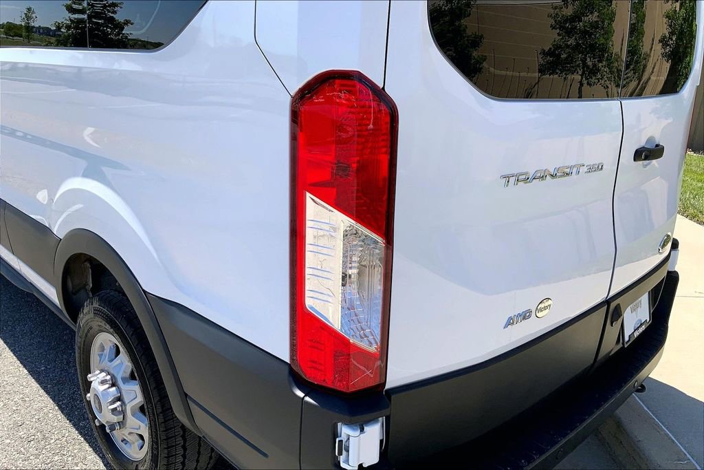 Used 2024 Ford Transit 350 XL AWD/4WD image 28