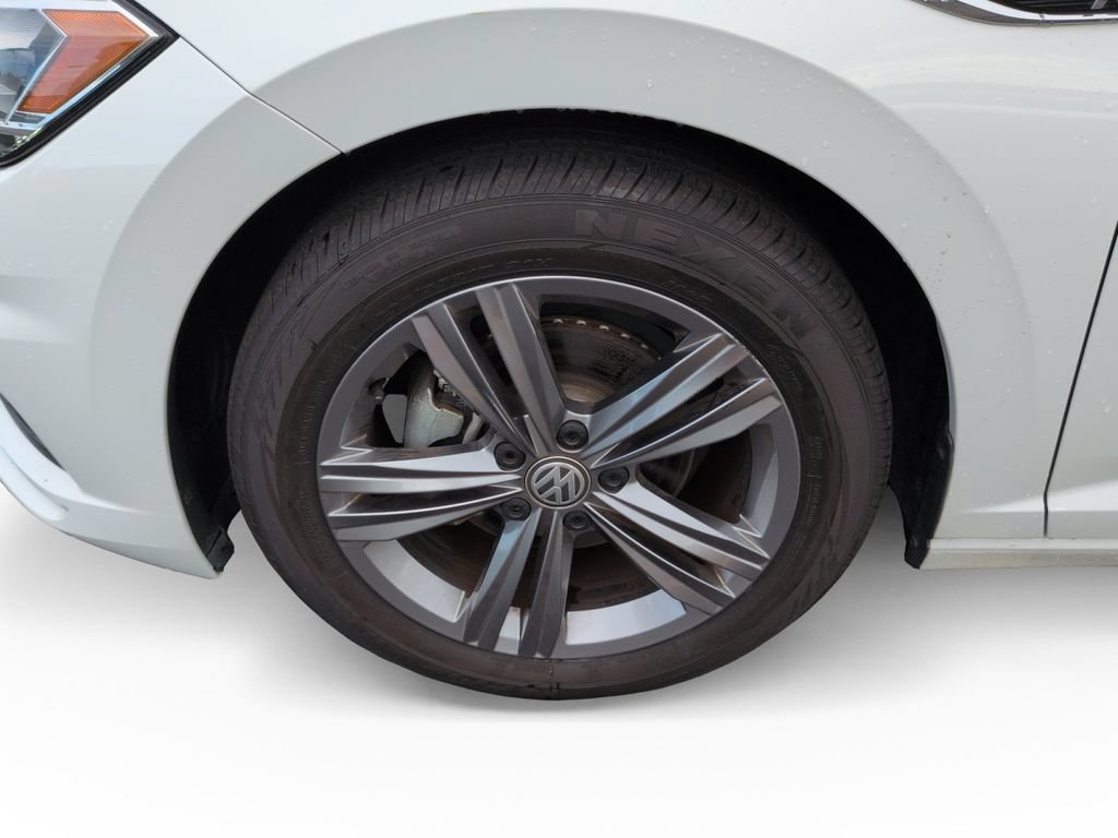 Used 2021 Volkswagen Jetta R-Line w/ R-Line Cold Weather Package FWD image 28
