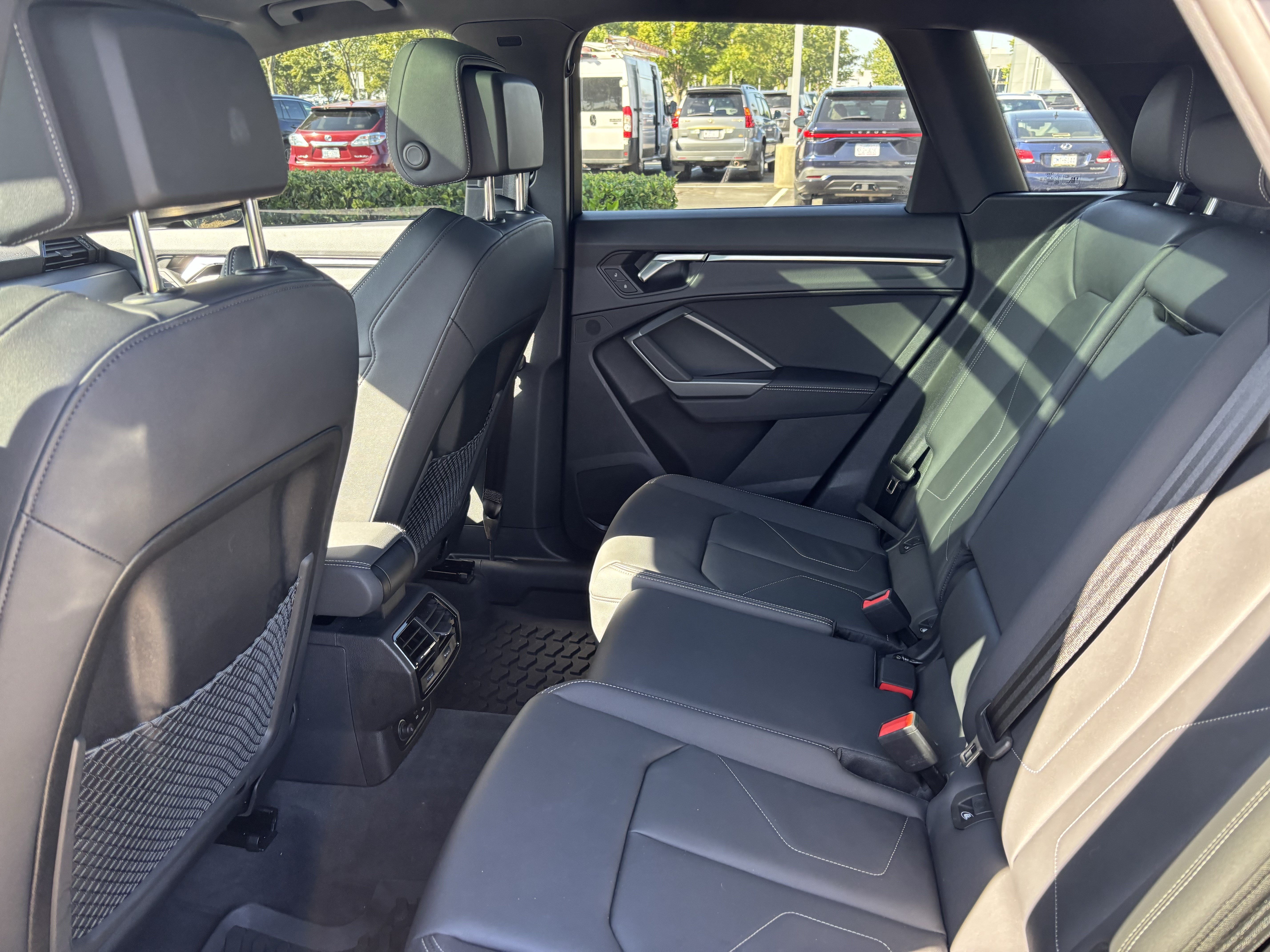 Used 2025 Audi Q3 2.0T Premium AWD/4WD image 19