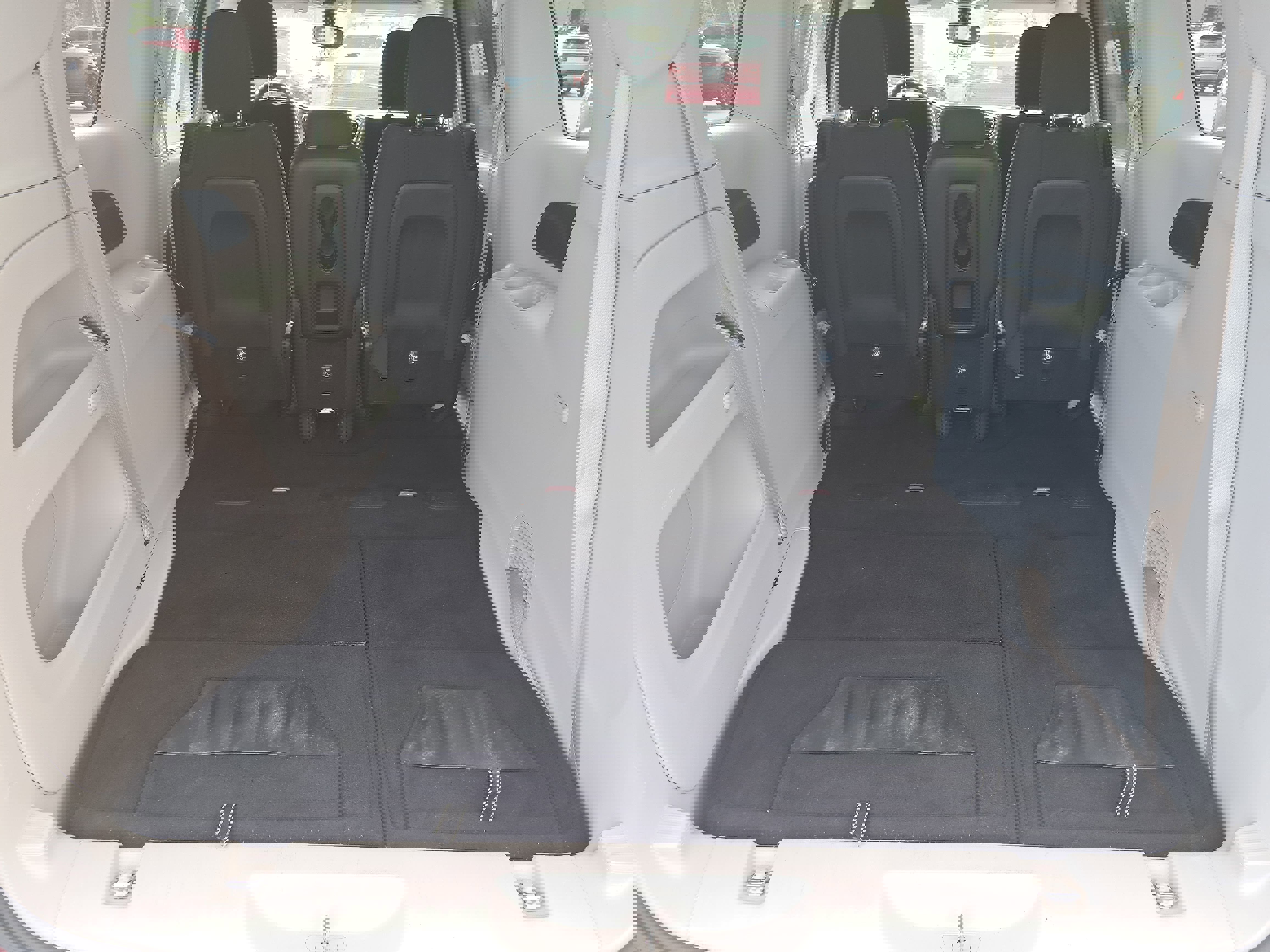 Used 2020 Chrysler Pacifica Touring w/ Cold Weather Group image 12