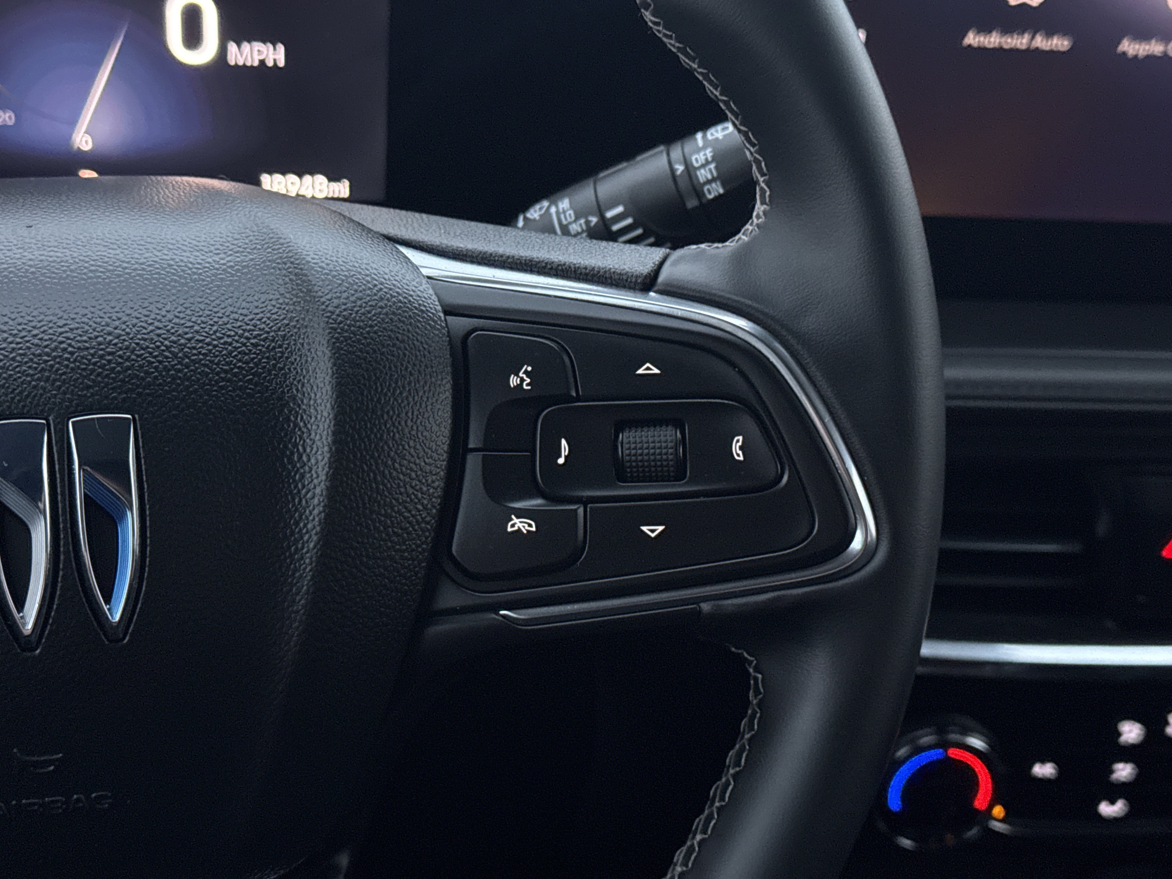 Used 2024 Buick Encore GX Preferred image 23