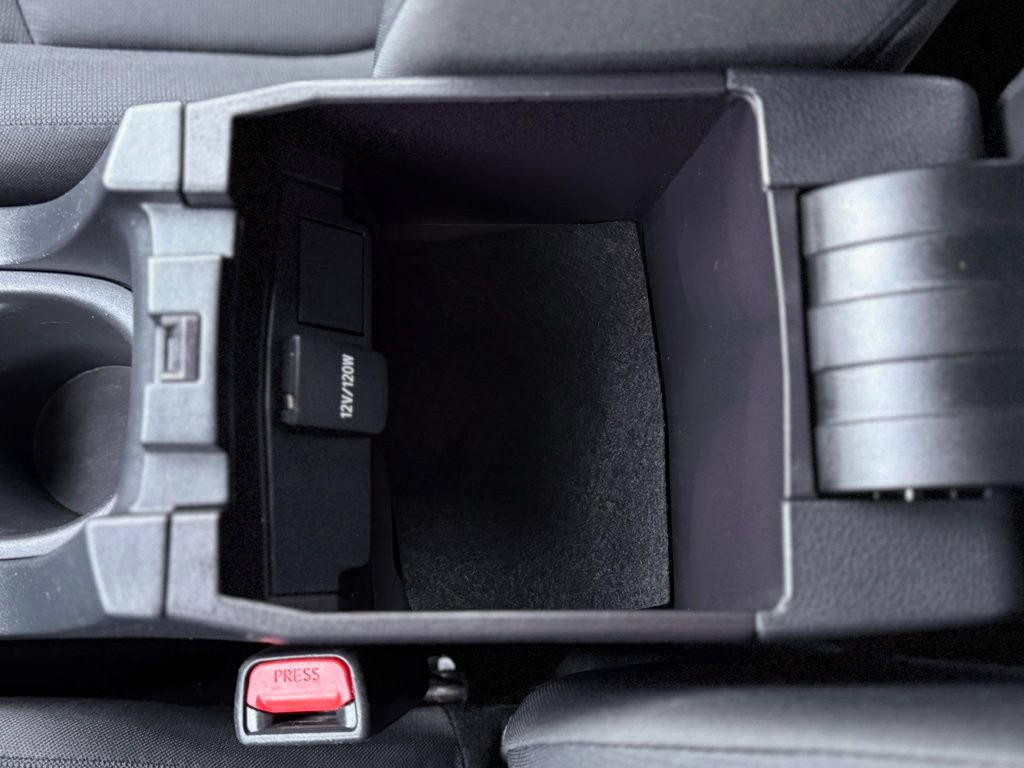 Certified 2022 Toyota Corolla Cross LE image 18