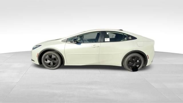 New 2026 Toyota Prius LE image 3