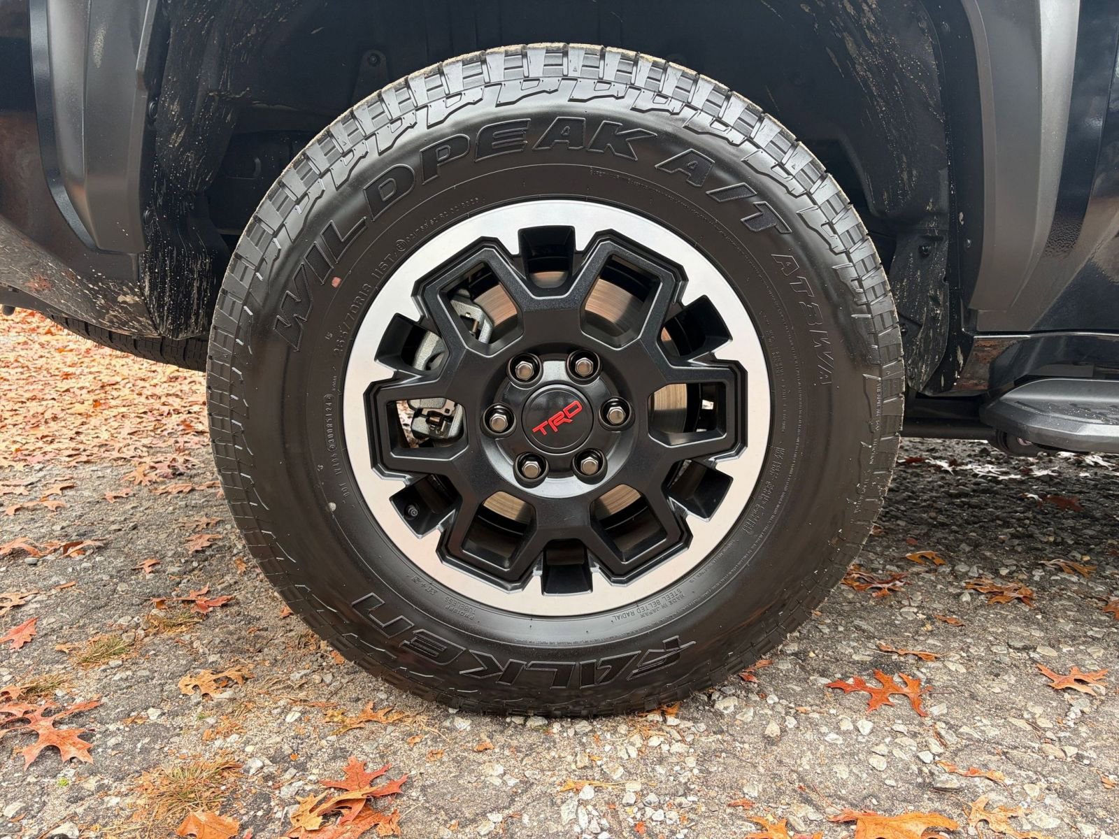 Used 2025 Toyota 4Runner TRD Off-Road image 30