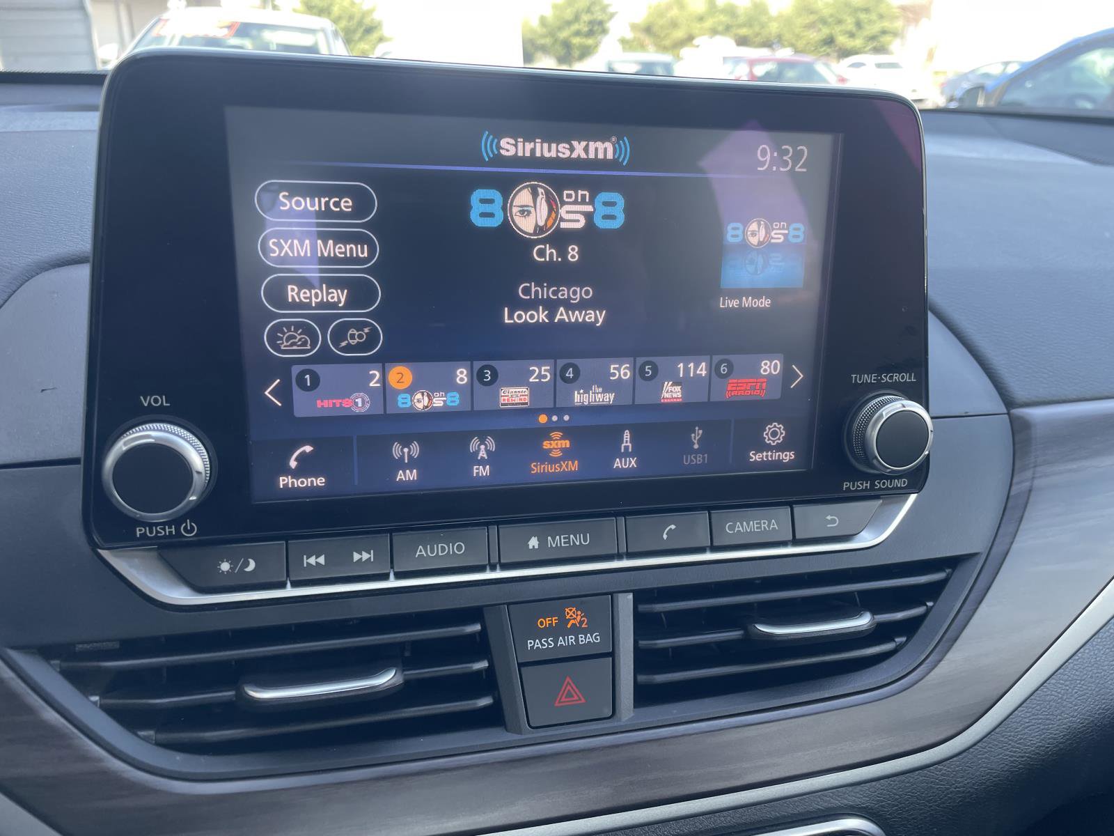 Used 2024 Nissan Altima 2.5 SV image 8