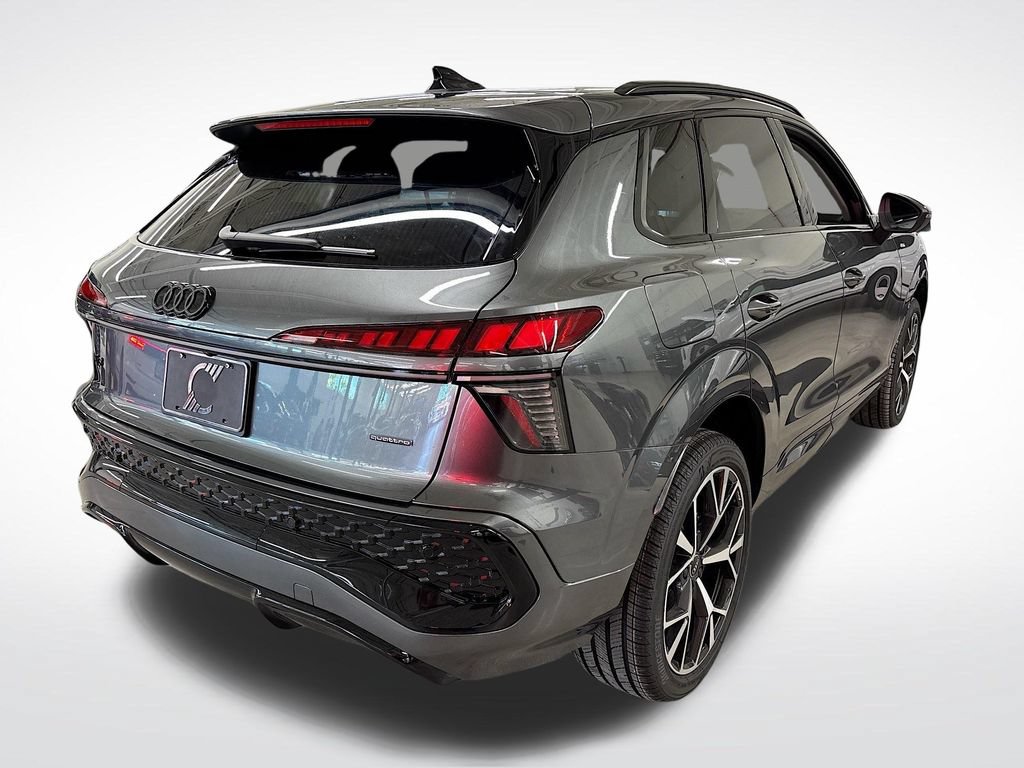New 2026 Audi Q3 quattro 2.0T AWD/4WD image 5