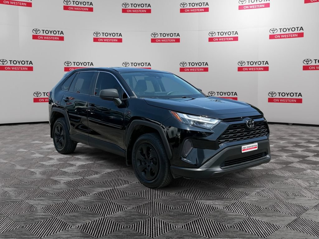 Certified 2023 Toyota RAV4 LE AWD/4WD image 3