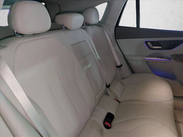 Used 2026 Mercedes-Benz EQE 320 4MATIC SUV image 20