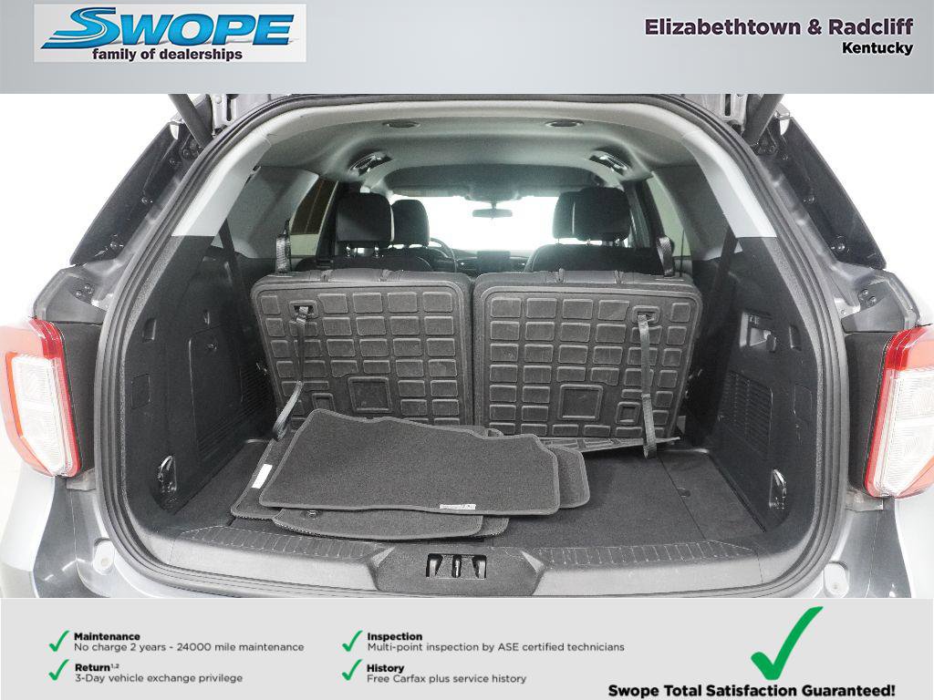 Used 2024 Ford Explorer XLT w/ Equipment Group 202A AWD/4WD image 32