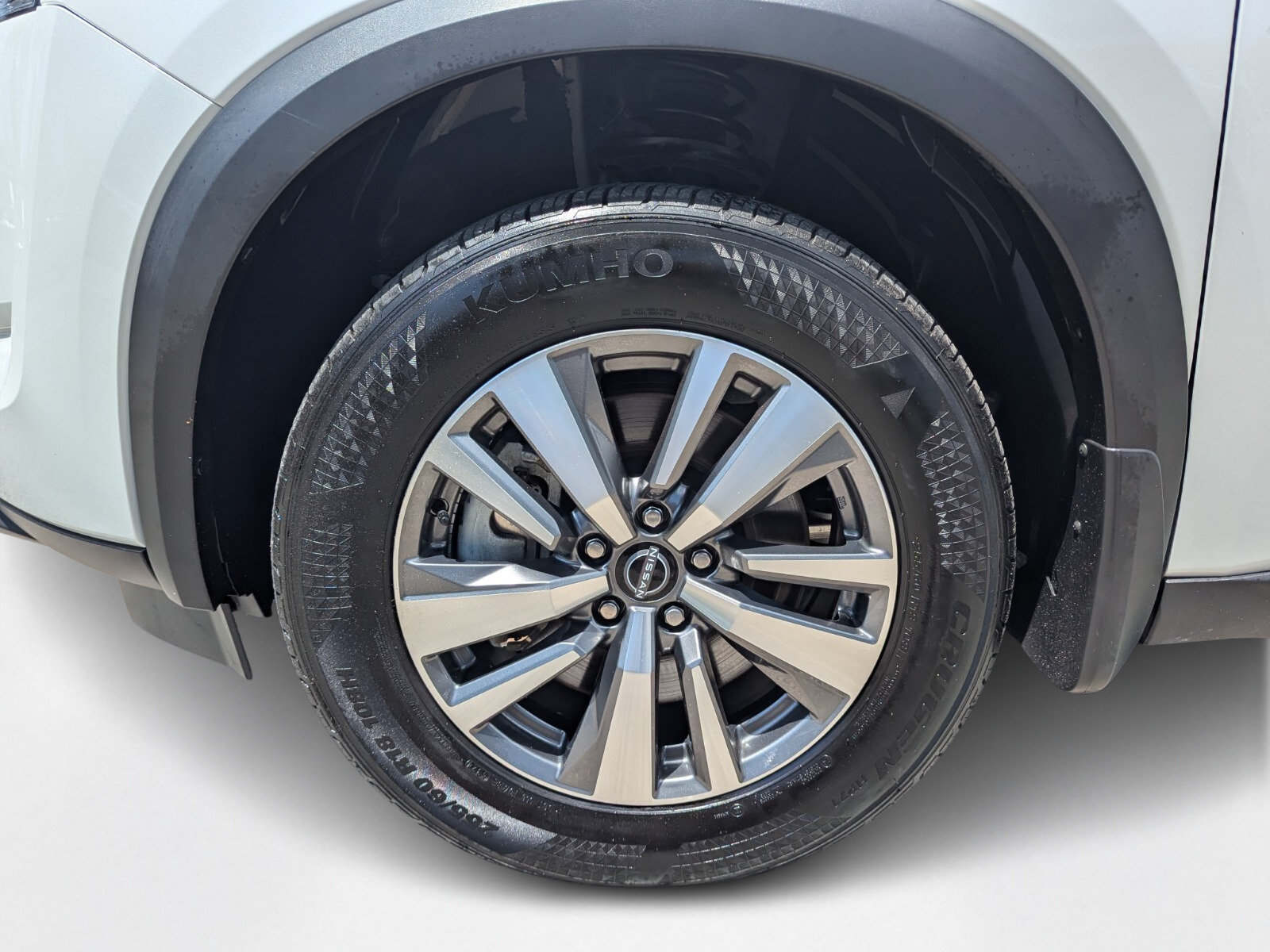 Certified 2025 Nissan Pathfinder SL FWD image 7