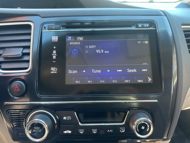 Used 2015 Honda Civic Hybrid Sedan image 17