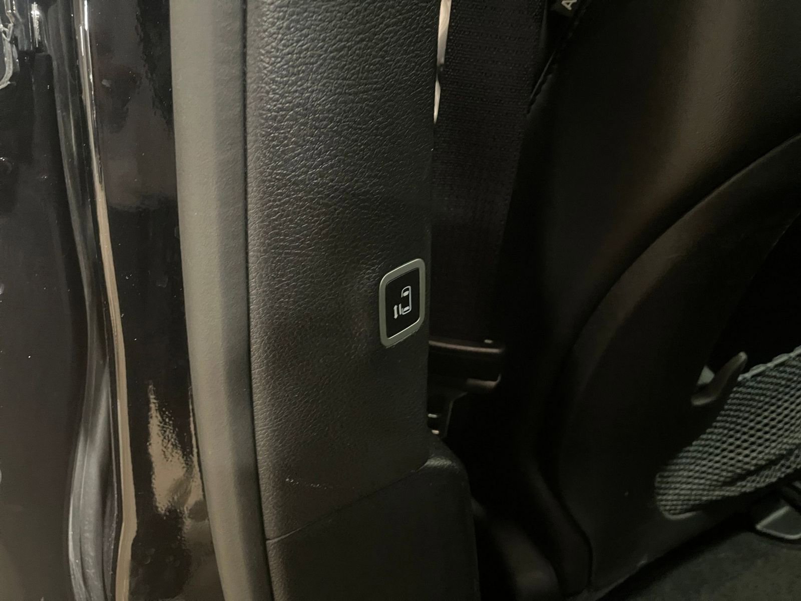 Used 2025 Chrysler Pacifica Limited image 20