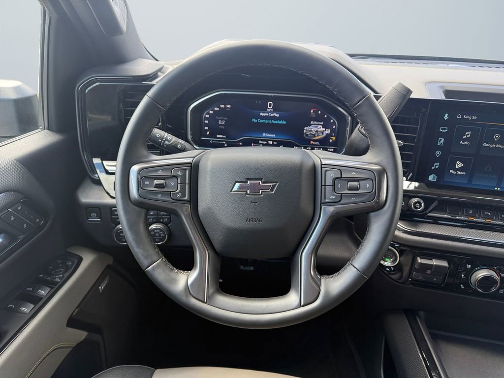 Used 2025 Chevrolet Silverado 2500 ZR2 w/ Technology Package image 12