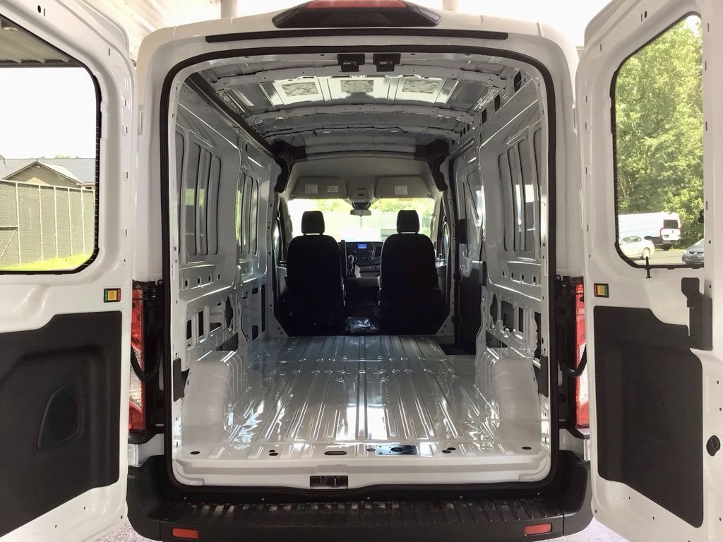 New 2025 Ford Transit 250 148 Medium Roof image 11