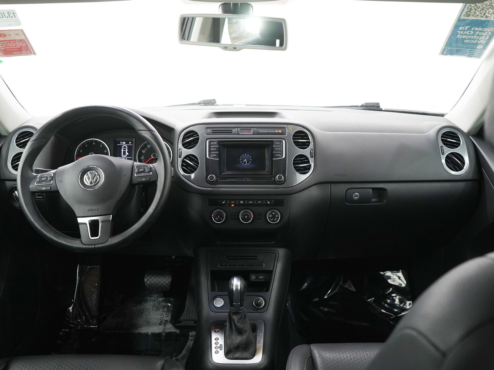 Used 2016 Volkswagen Tiguan S AWD/4WD image 13