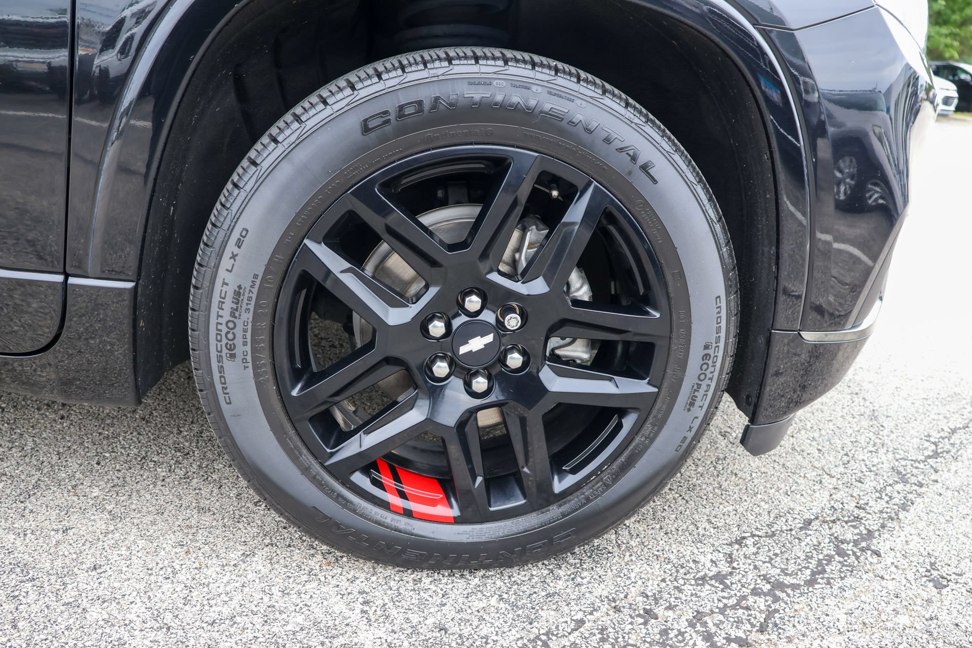 Used 2021 Chevrolet Traverse Premier w/ Redline Edition AWD/4WD image 35