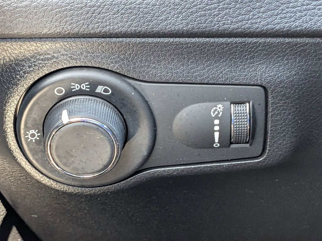 Used 2020 Jeep Compass Sport w/ Safety & Security Group FWD image 22