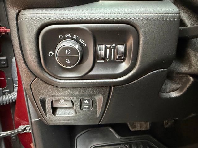 Used 2020 RAM 1500 Limited AWD/4WD image 22