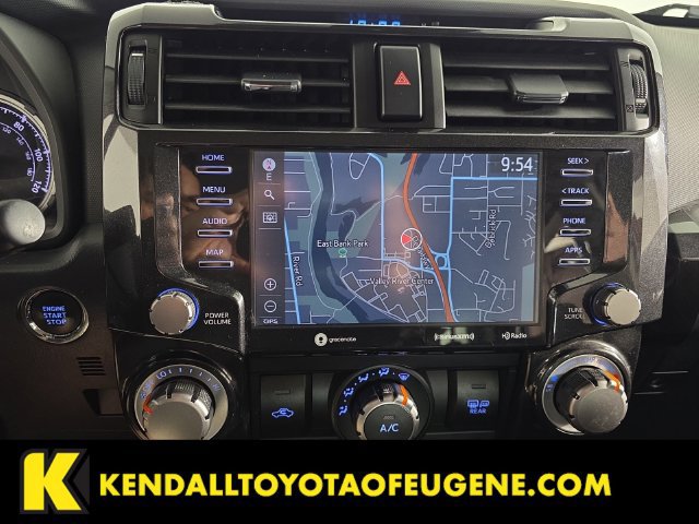 Used 2021 Toyota 4Runner TRD Off-Road Premium AWD/4WD image 14