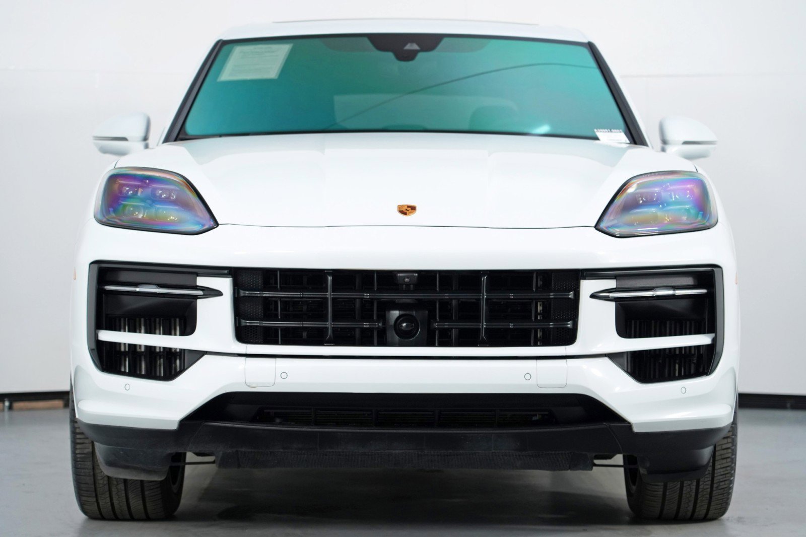 Used 2024 Porsche Cayenne S w/ Premium Package Plus image 7