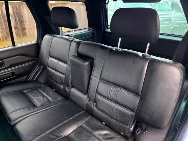 Used 2001 Nissan Pathfinder SE image 29