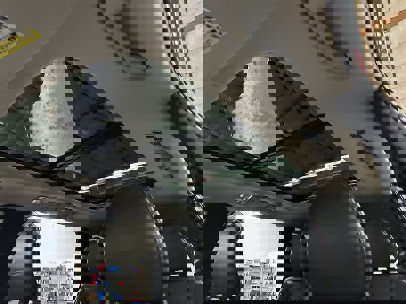 Used 2016 Volvo XC90 T8 Inscription w/ Vision Package image 31