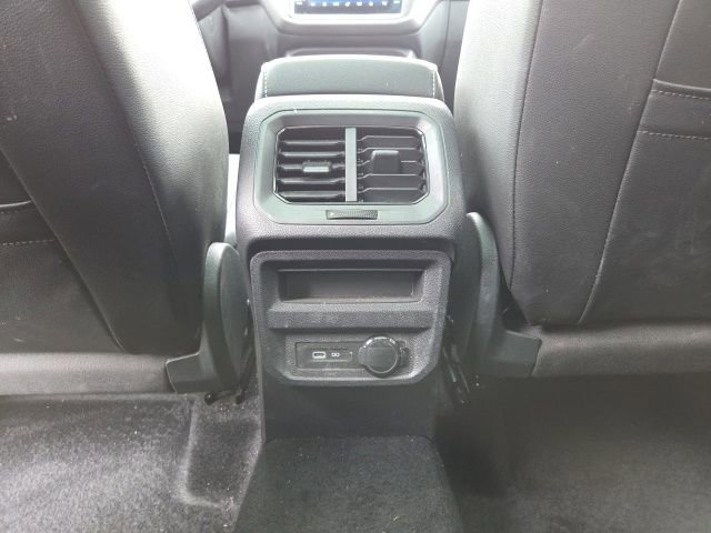 Used 2023 Volkswagen Tiguan SE R-Line image 24