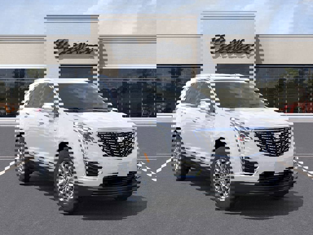 New 2026 Cadillac XT5 Luxury image 7