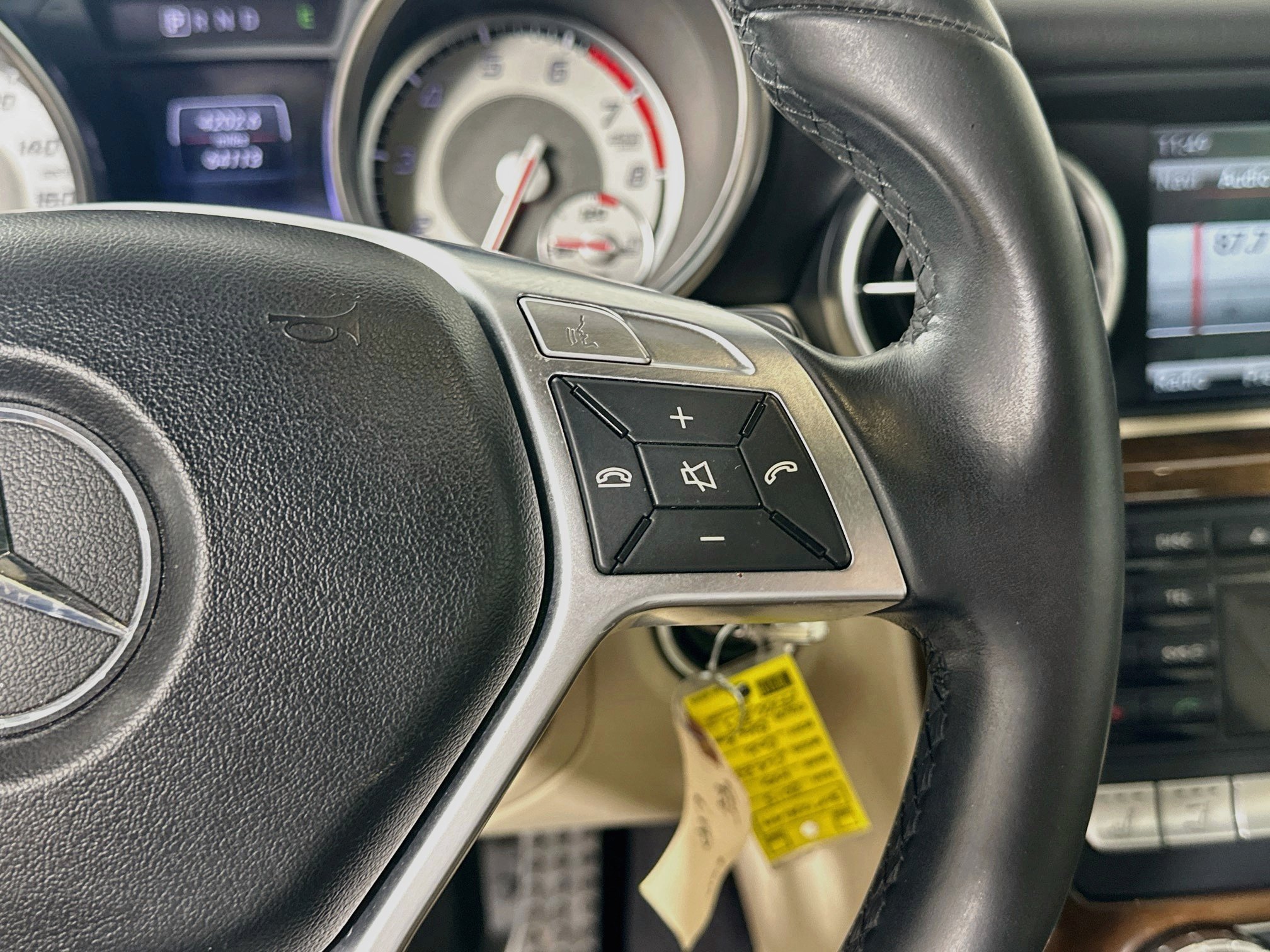Certified 2015 Mercedes-Benz SLK 250 image 13