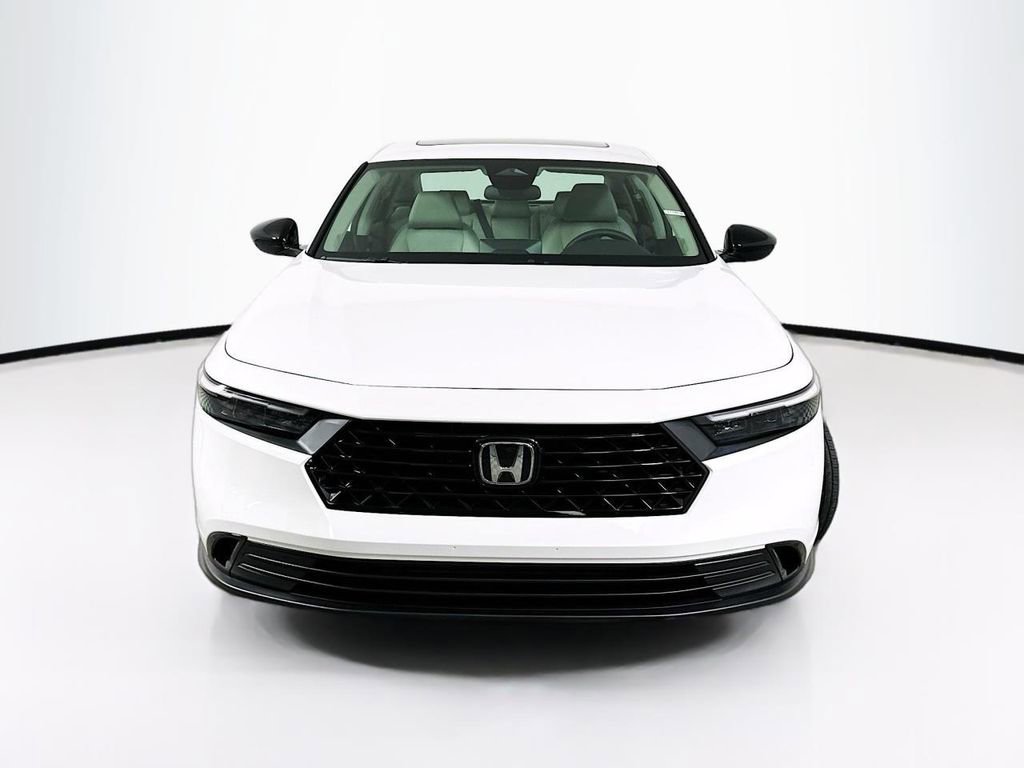 Used 2025 Honda Accord SE image 5
