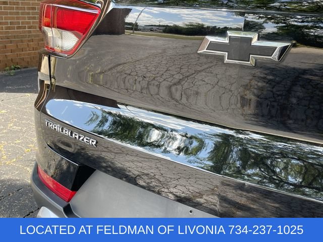 Certified 2021 Chevrolet TrailBlazer LT w/ Convenience Package FWD image 29