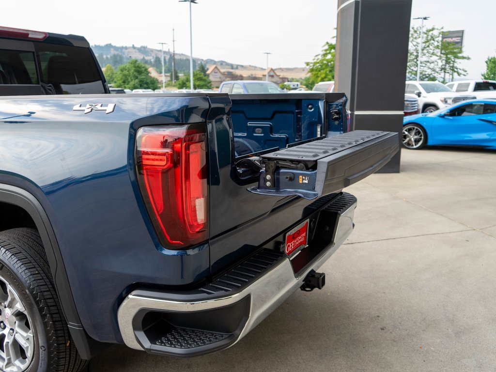 Used 2023 GMC Sierra 1500 SLT w/ SLT Convenience Package image 35